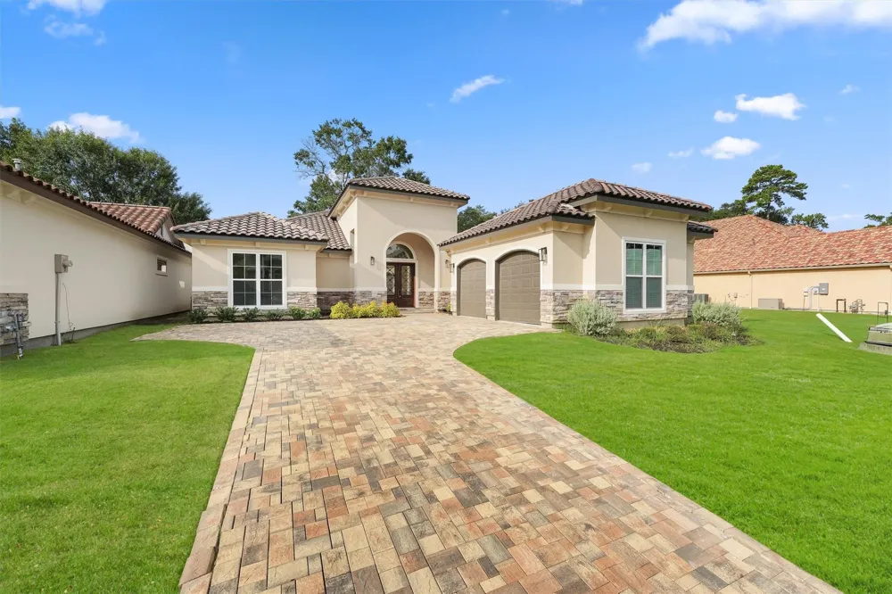 16015 Bridges Fairway Lane Houston, TX 77068