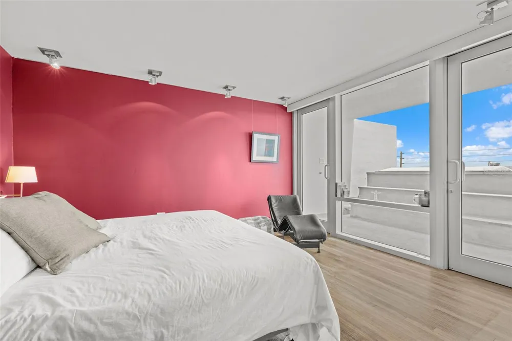 550 AVENIDA CONSTITUCION #PH-1608 San Juan, PR 00901