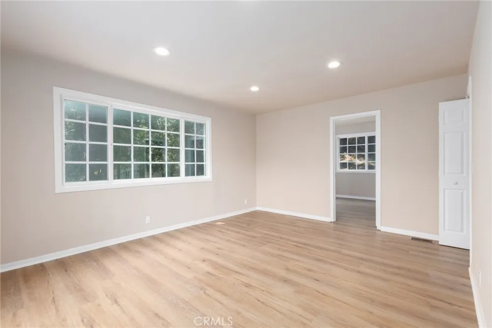 260 S Fairway Drive Twin Peaks, CA 92391