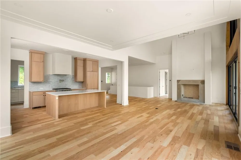 1064 Lupo Loop Chattahoochee Hills, GA 30268