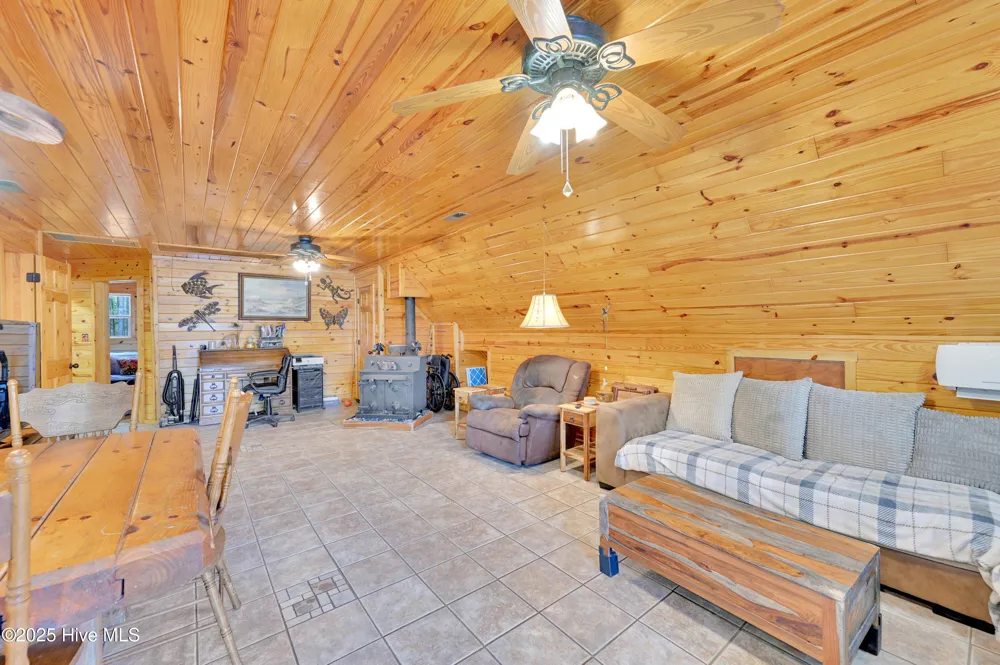 640 Old Pamlico Beach Road Belhaven, NC 27810