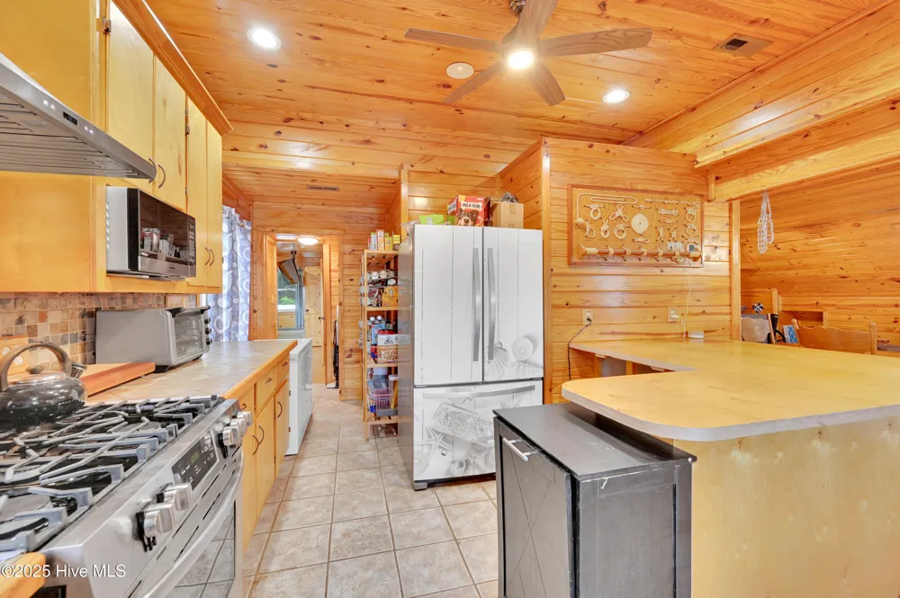 640 Old Pamlico Beach Road Belhaven, NC 27810