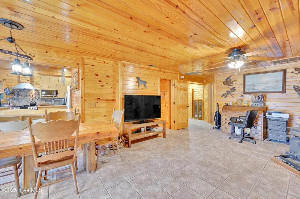 640 Old Pamlico Beach Road Belhaven, NC 27810