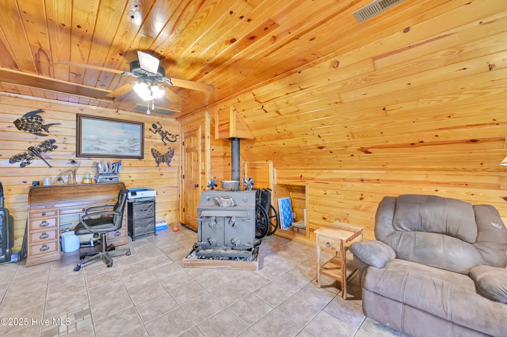 640 Old Pamlico Beach Road Belhaven, NC 27810