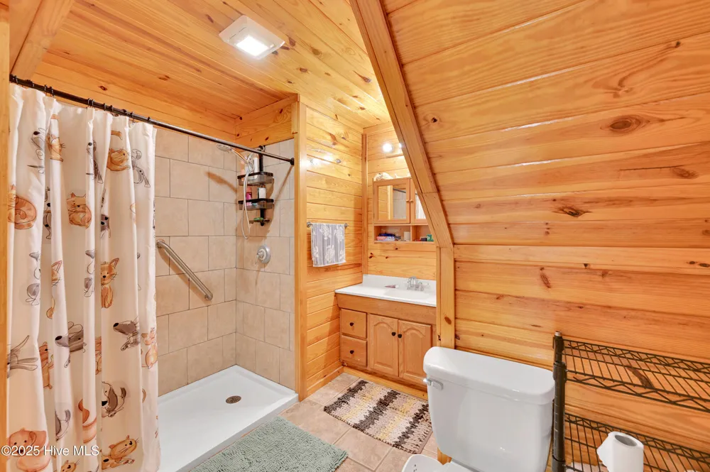640 Old Pamlico Beach Road Belhaven, NC 27810