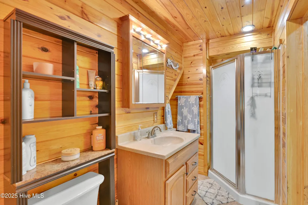 640 Old Pamlico Beach Road Belhaven, NC 27810