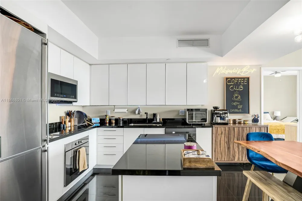 92 SW 3rd St #4312 Miami, FL 33130