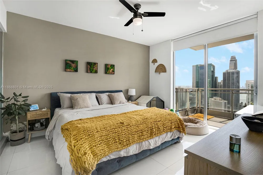 92 SW 3rd St #4312 Miami, FL 33130