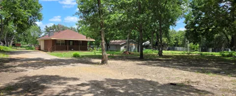 1528 Trout Road