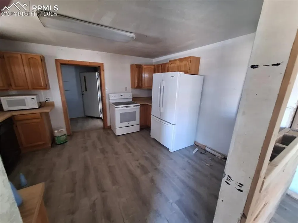 19469 County Road H Ordway, CO 81063