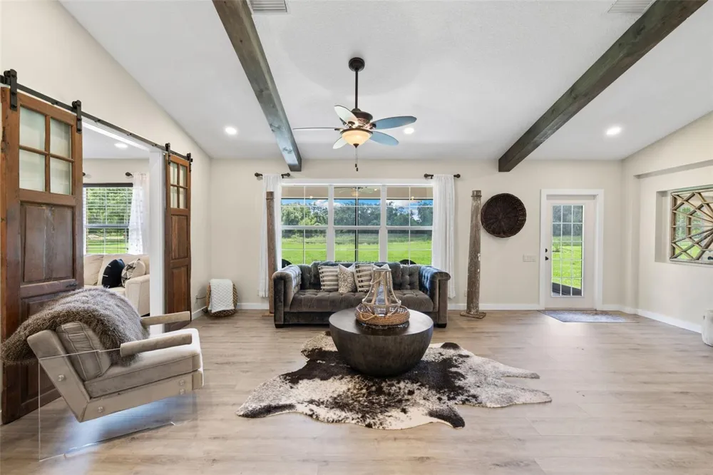 14765 US HIGHWAY 41 Spring Hill, FL 34610
