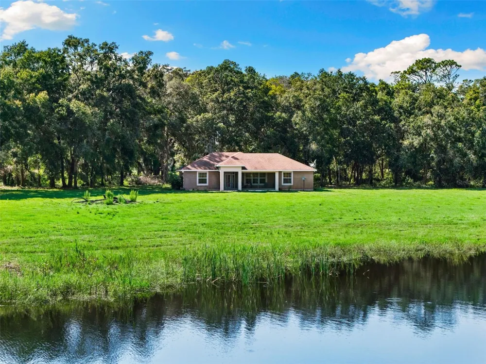 14765 US HIGHWAY 41 Spring Hill, FL 34610