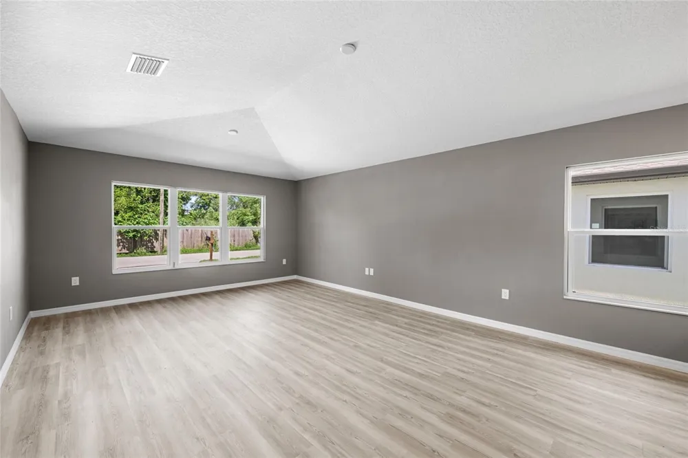 3908 WALNUT AVENUE Sarasota, FL 34234