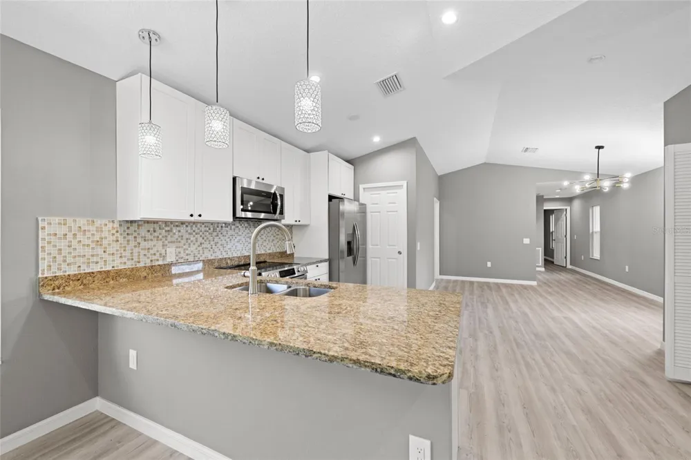 3908 WALNUT AVENUE Sarasota, FL 34234