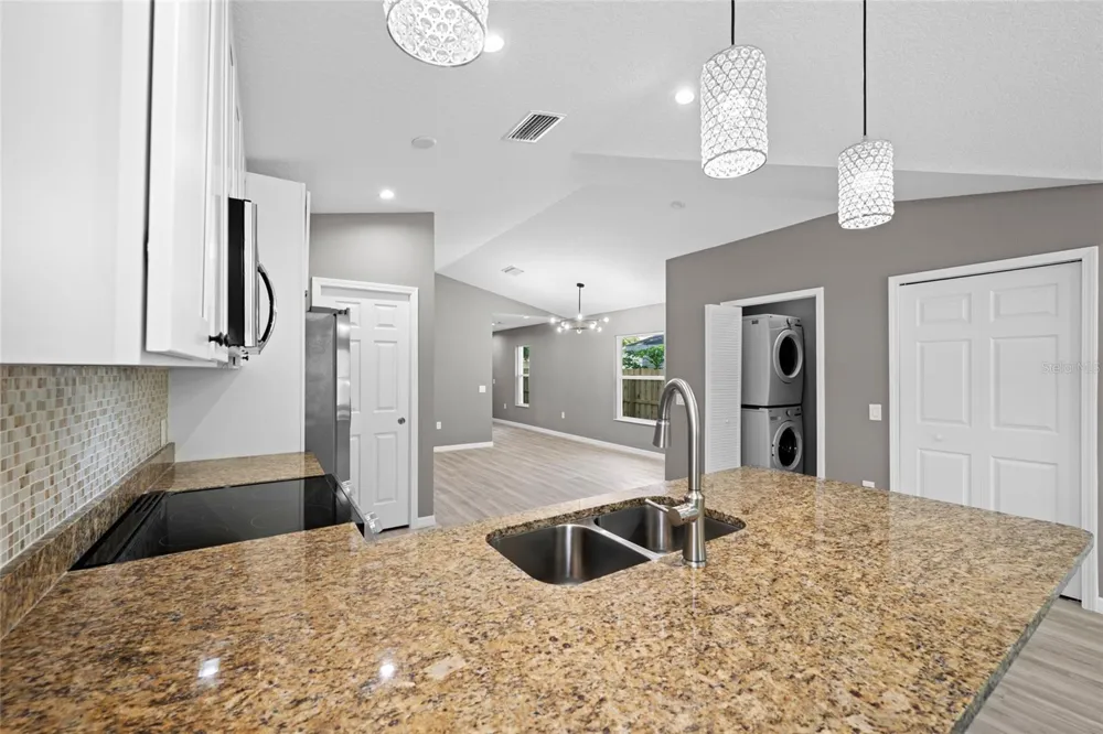 3908 WALNUT AVENUE Sarasota, FL 34234