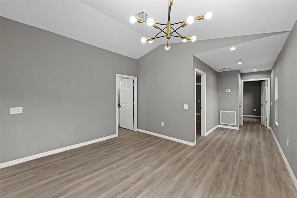 3908 WALNUT AVENUE Sarasota, FL 34234