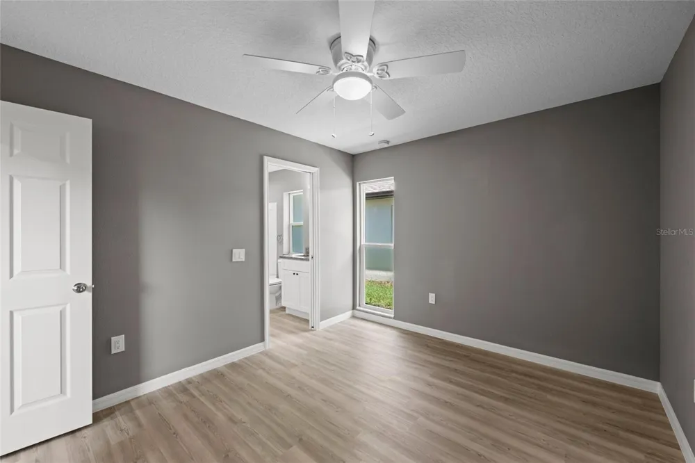 3908 WALNUT AVENUE Sarasota, FL 34234