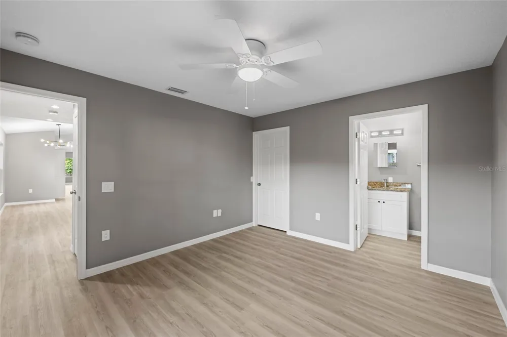 3908 WALNUT AVENUE Sarasota, FL 34234