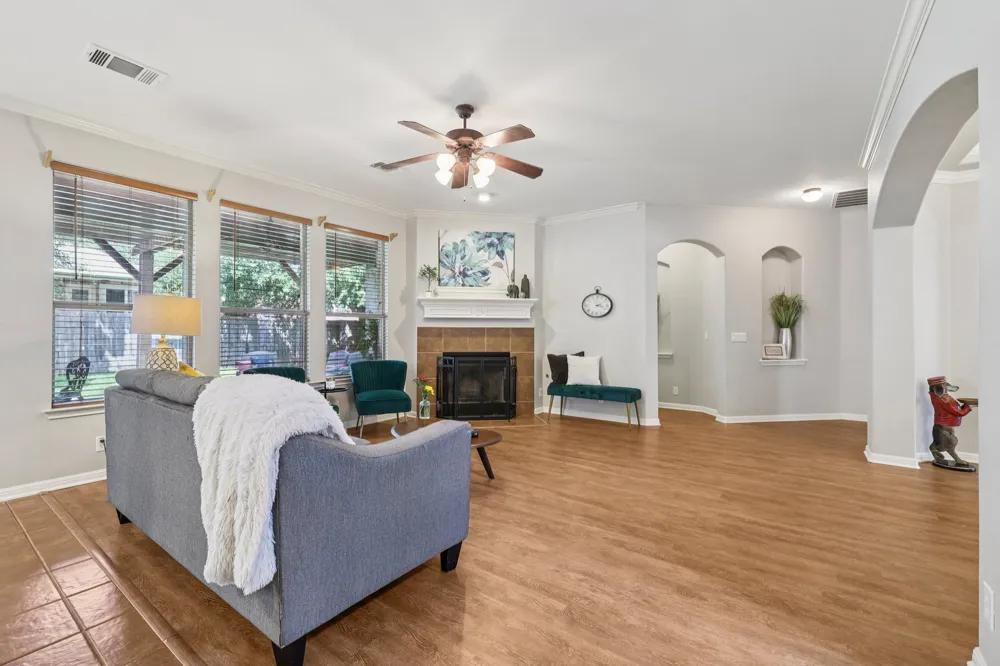 3804 Spyglass Cove Round Rock, TX 78664