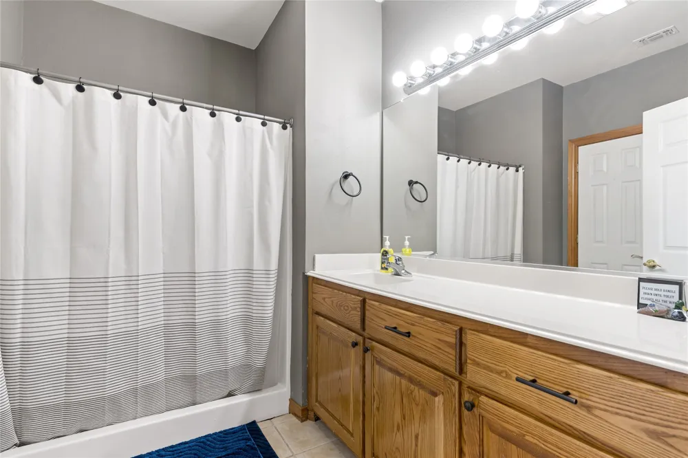 300 PR 14030 Blossom, TX 75416