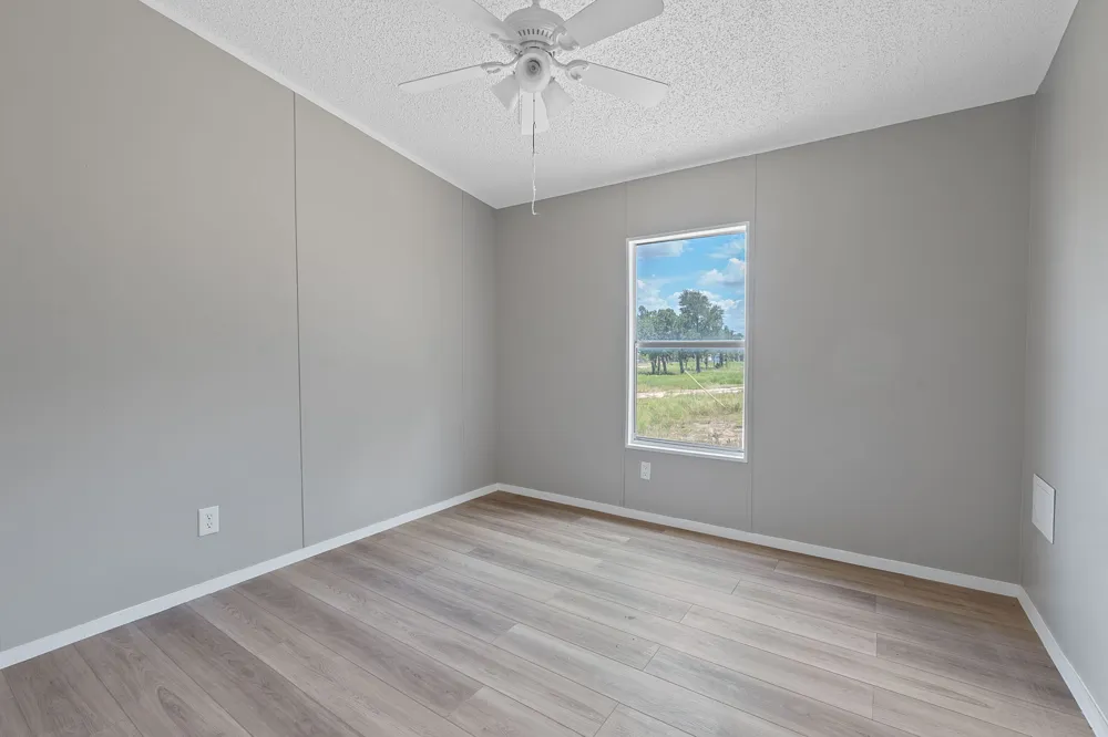 1385 Pettytown Road Dale, TX 78616