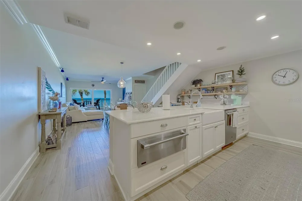 2250 GULF BOULEVARD #B2 Belleair Beach, FL 33786