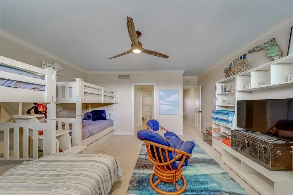 2250 GULF BOULEVARD #B2 Belleair Beach, FL 33786