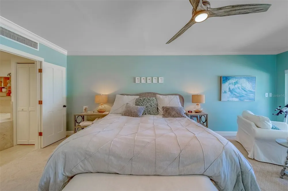 2250 GULF BOULEVARD #B2 Belleair Beach, FL 33786