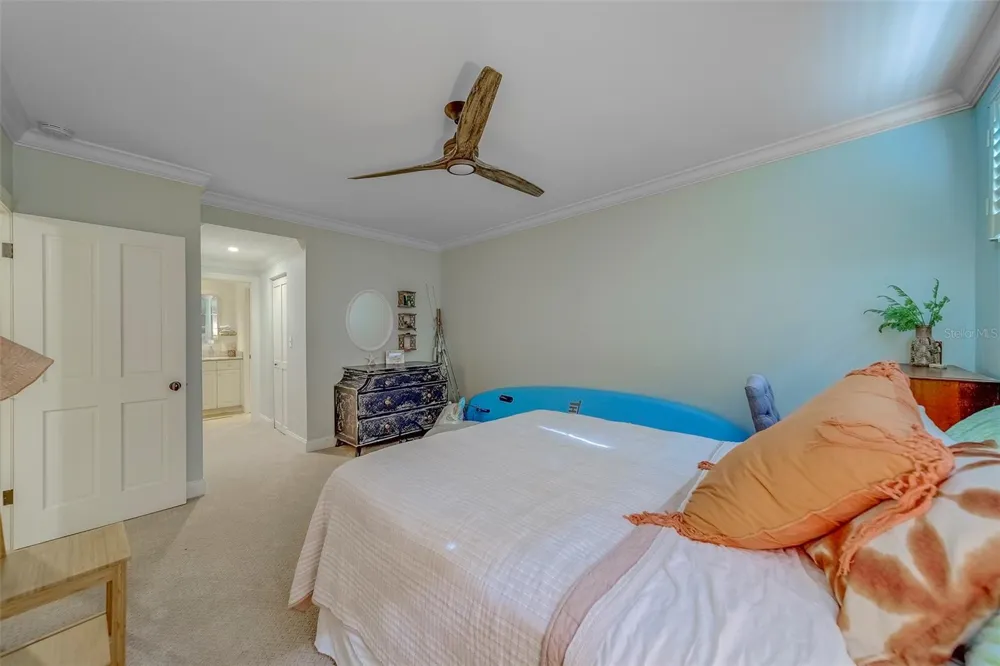 2250 GULF BOULEVARD #B2 Belleair Beach, FL 33786