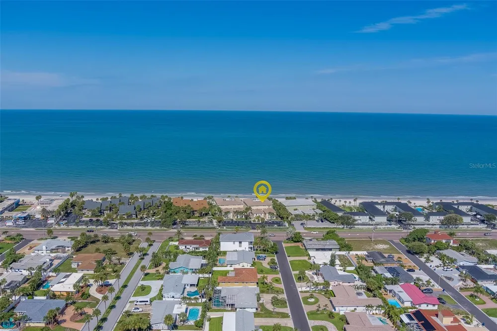 2250 GULF BOULEVARD #B2 Belleair Beach, FL 33786