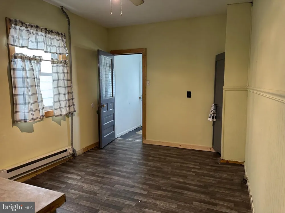 413 E UNION STREET Tamaqua, PA 18252