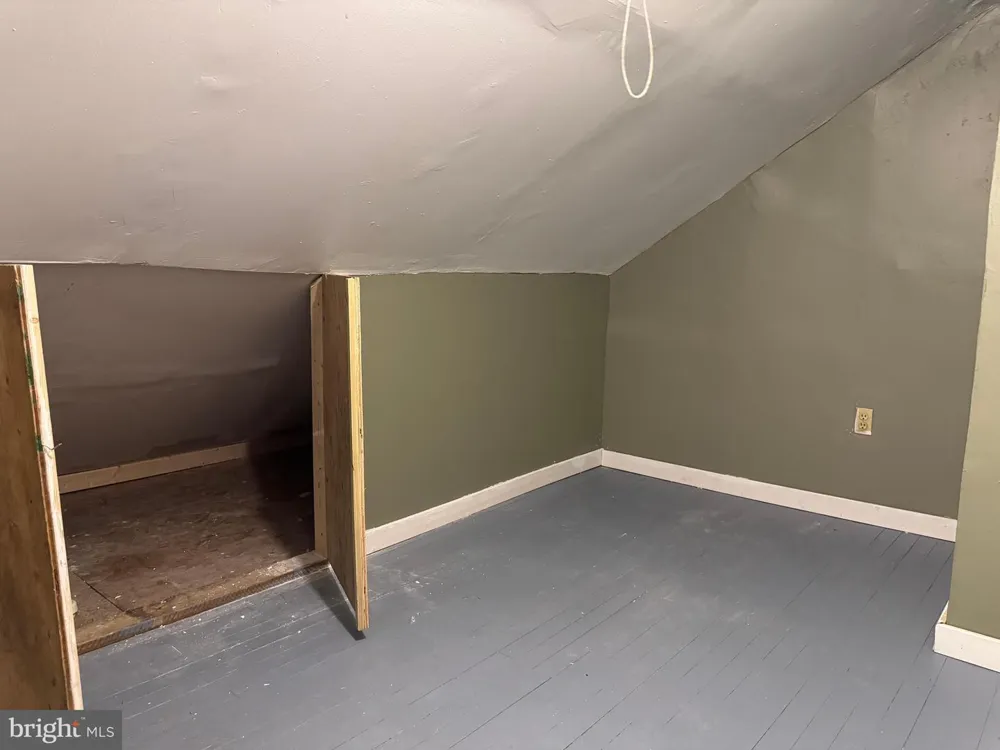 413 E UNION STREET Tamaqua, PA 18252