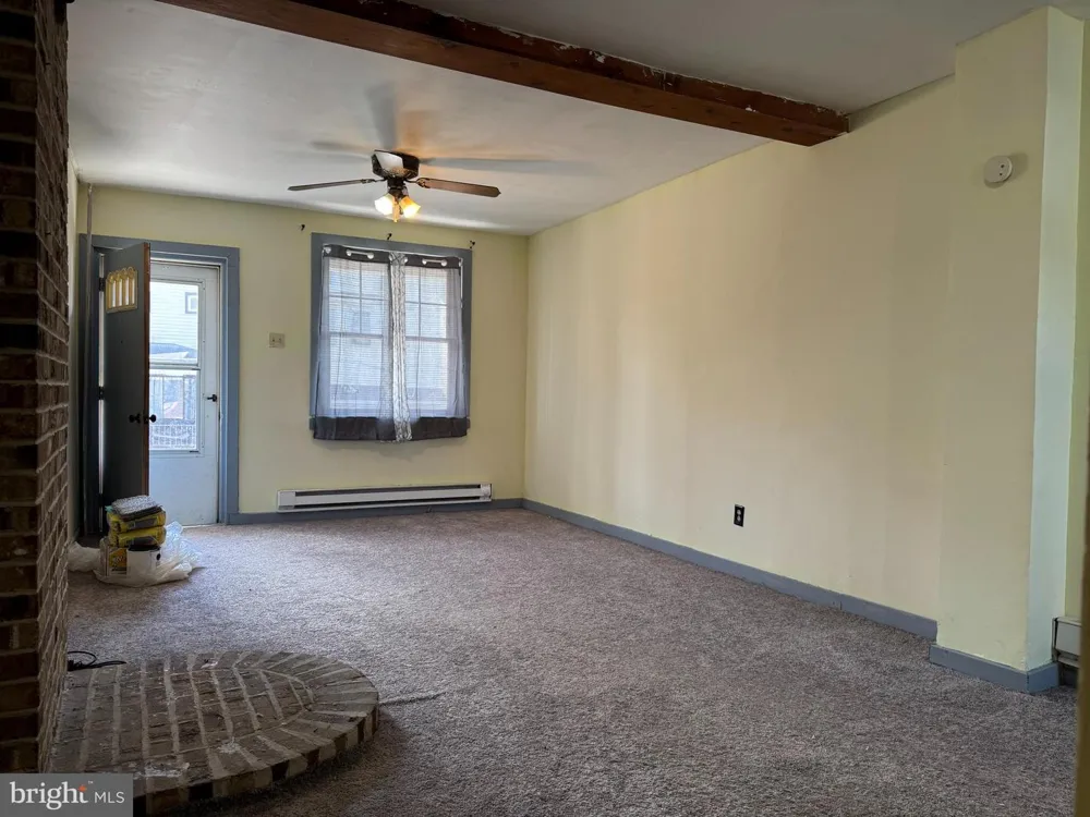 413 E UNION STREET Tamaqua, PA 18252