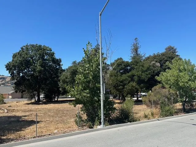 Monterey Road Morgan Hill, CA 95037