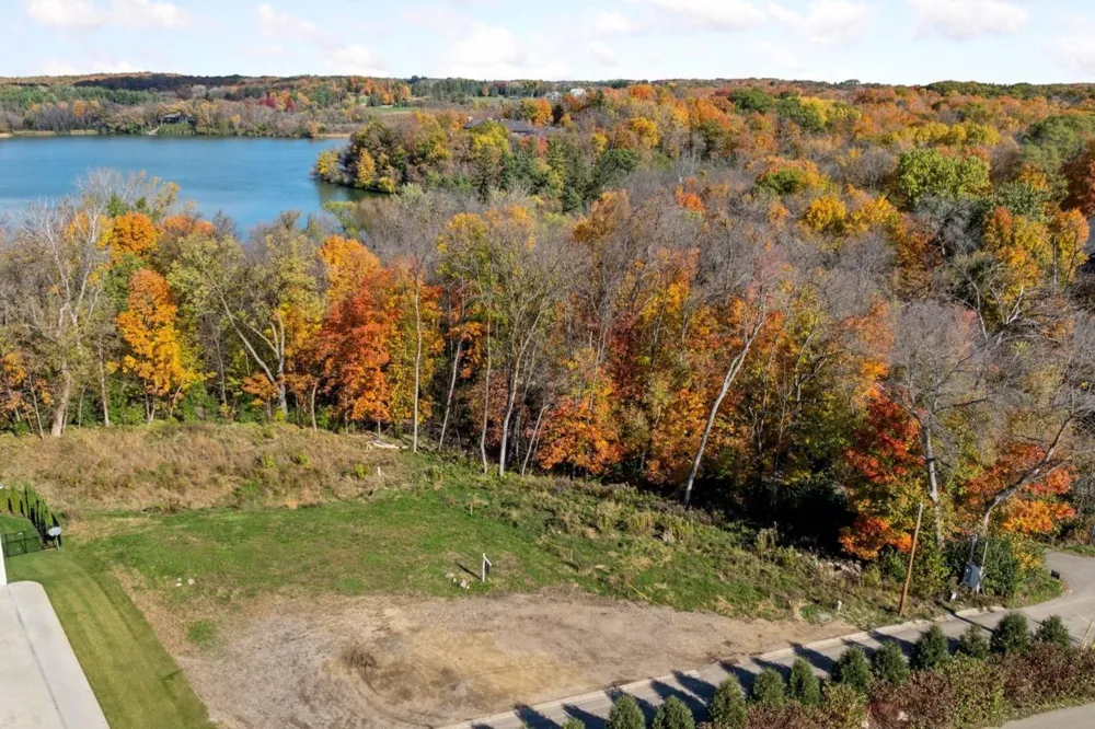 1050 Old Long Lake Road Long Lake, MN 55391