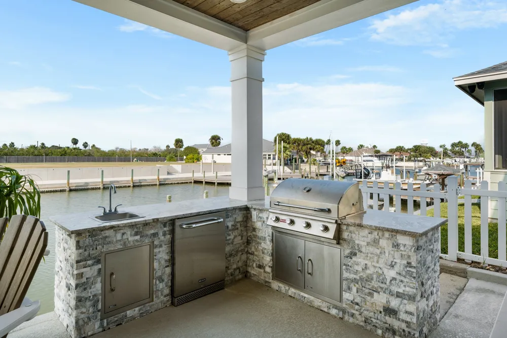 113 Tarpon Court Aransas Pass, TX 78336