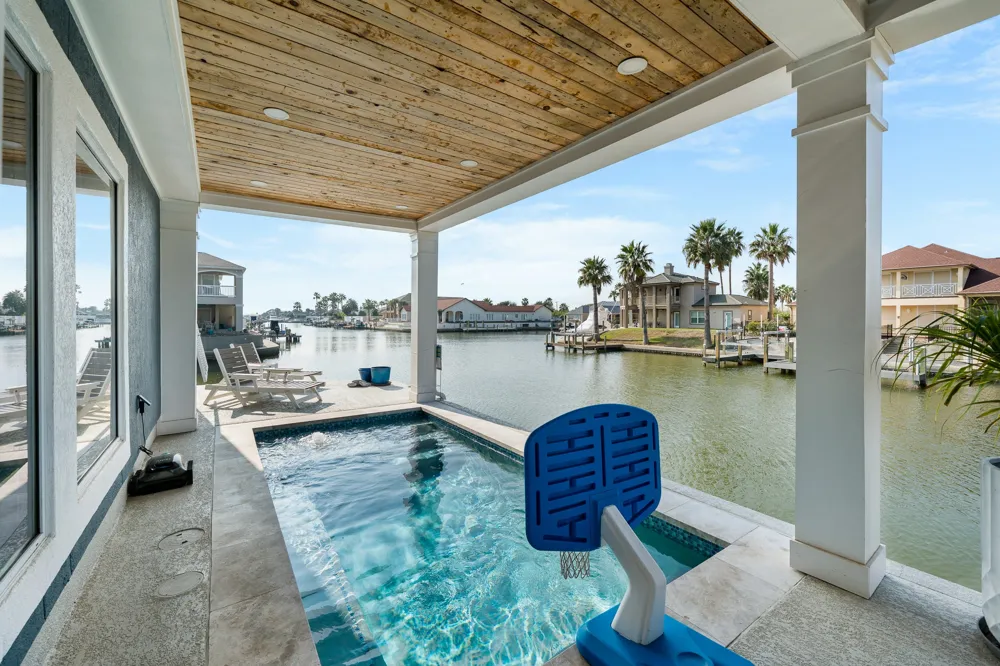 113 Tarpon Court Aransas Pass, TX 78336