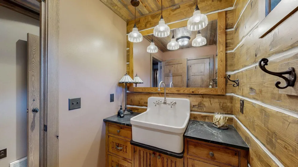 N1211 Eastside Birchwood, WI 54817