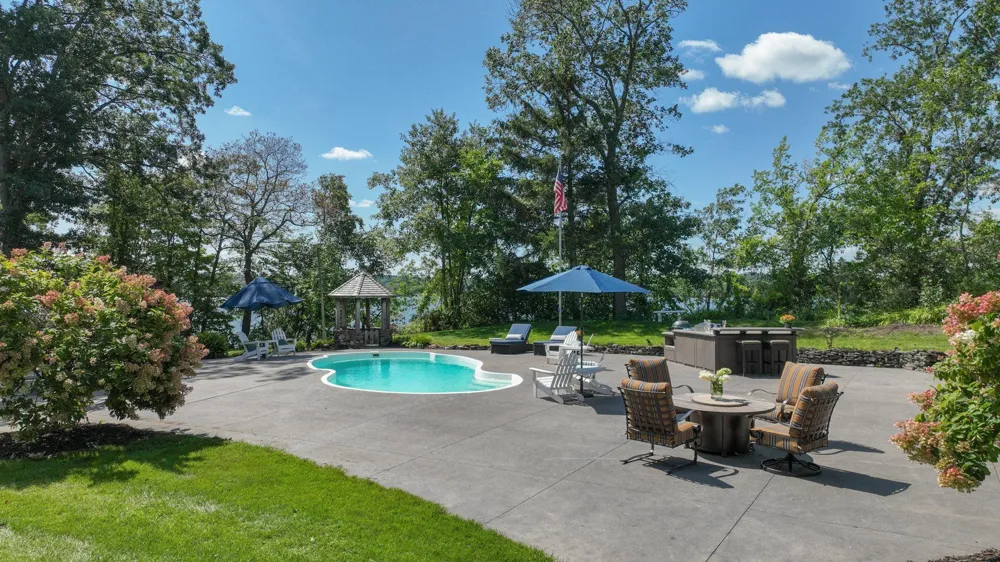 N1211 Eastside Birchwood, WI 54817