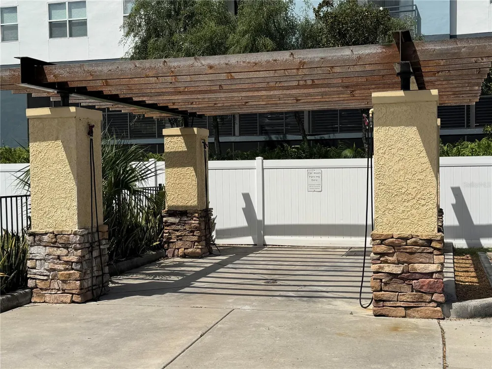 5305 SAN SEBASTIAN COURT #127 Tampa, FL 33609