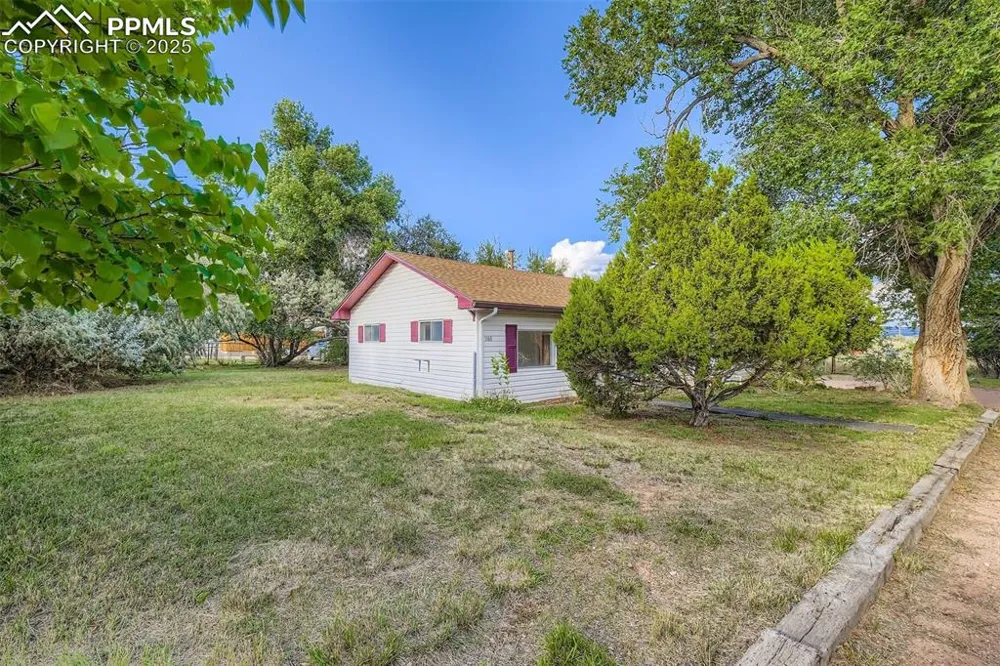 1160 Illinois Avenue Canon City, CO 81212