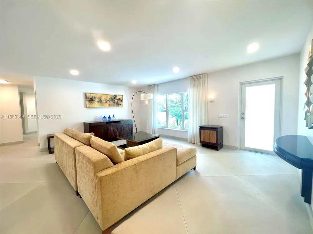 16490 SW 244th St Homestead, FL 33031