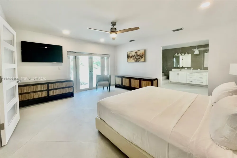 16490 SW 244th St Homestead, FL 33031