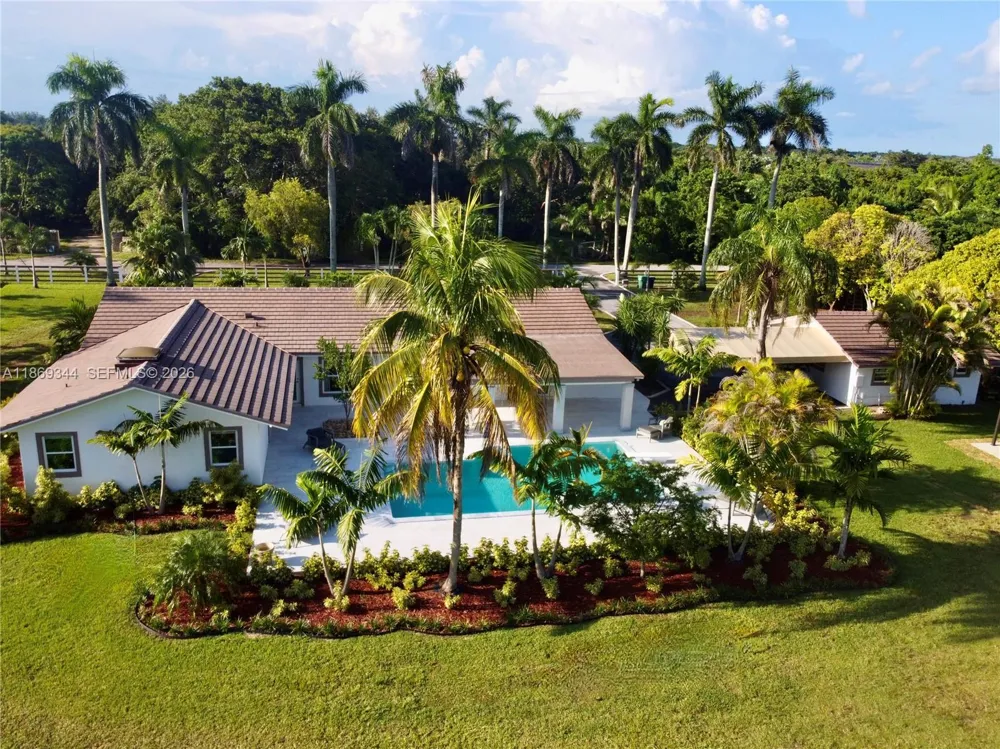 16490 SW 244th St Homestead, FL 33031