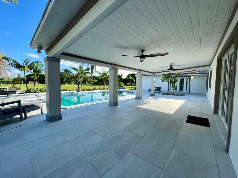 16490 SW 244th St Homestead, FL 33031