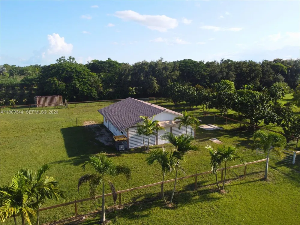 16490 SW 244th St Homestead, FL 33031