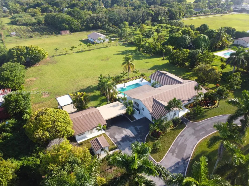 16490 SW 244th St Homestead, FL 33031