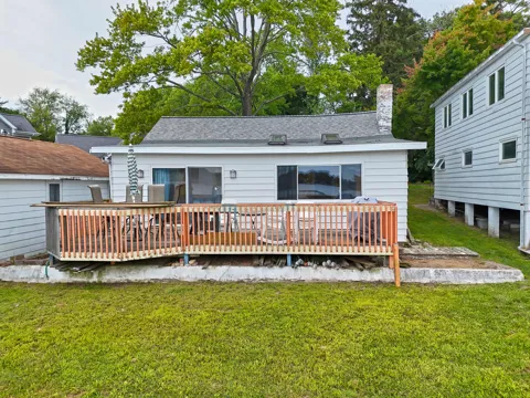 67023 Lakeshore Drive