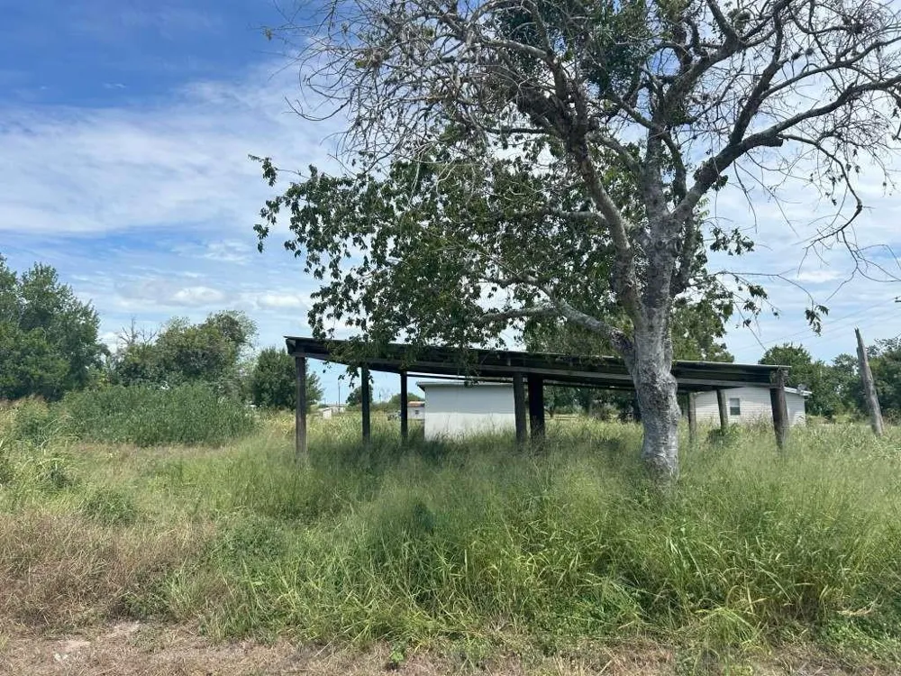189 Goff Street Goliad, TX 77963