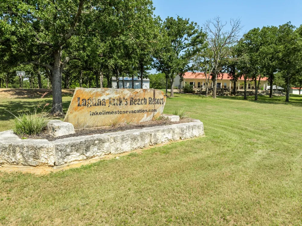 1764 Lcr 740 Thornton, TX 76687